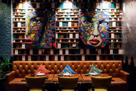 Solo Exhibition "Colors of Life", Abu Dhabi, UAE · Foto 5