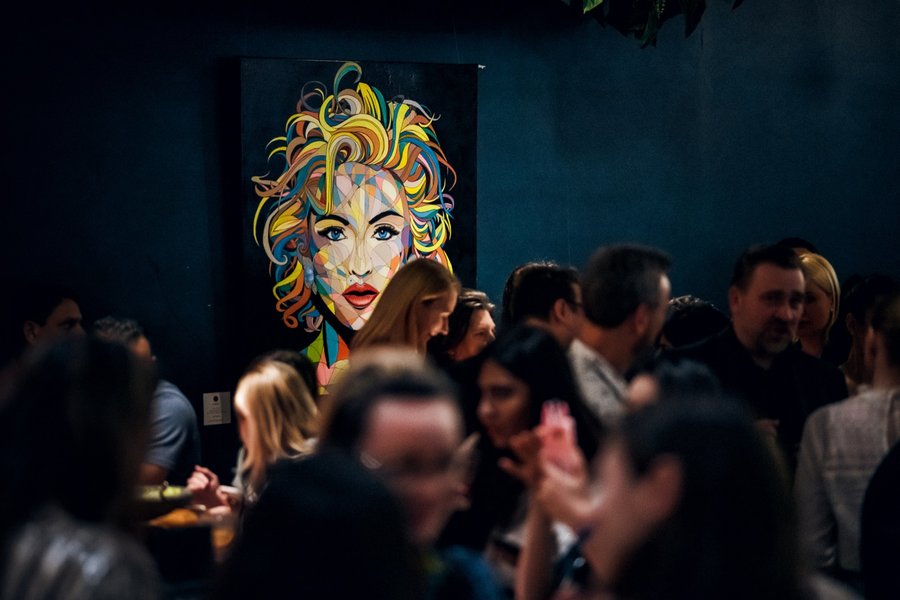Solo Exhibition "Colors of Life", Abu Dhabi, UAE · Foto 2